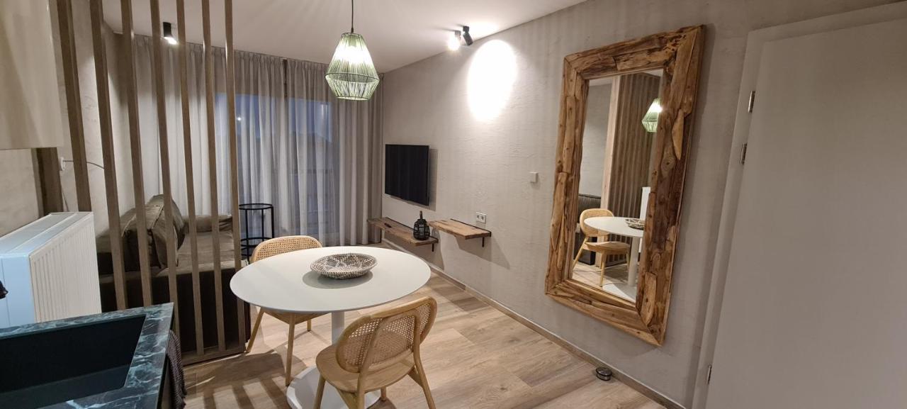 Apartamenty Zurawia 18 โควอบเซก ภายนอก รูปภาพ