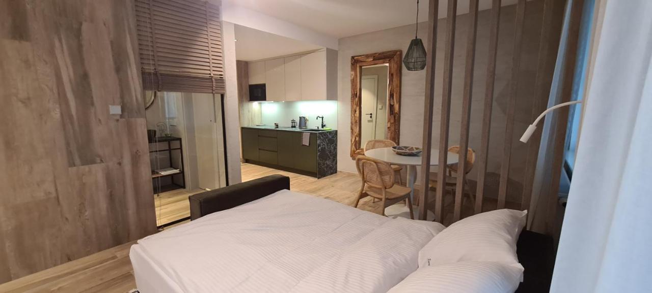 Apartamenty Zurawia 18 โควอบเซก ภายนอก รูปภาพ